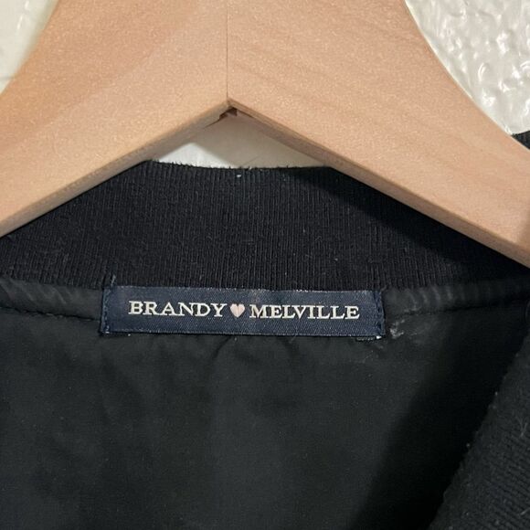 Brandy Melville Fuzzy Teddy Sherpa Bomber Jacket Gray Black Zip Up Coat Size S - Picture 5 of 11